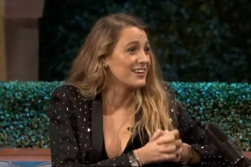 Blake Lively prende in giro il marito Ryan Reynolds sui social