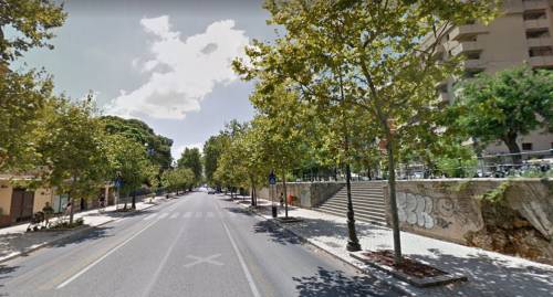 Sei assessore comunale? Con l'auto privata puoi circolare sulle corsie preferenziale e parcheggiare dove vuoi