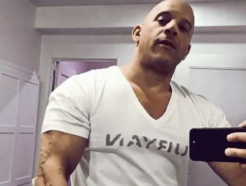 Vin Diesel ricorda Paul Walker: "Spero di renderti orgoglioso"