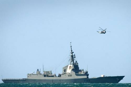 La Spagna ritira la fregata dal Golfo: rischio escalation militare