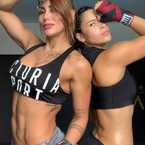 Sonia Isaza ha fatto perdere la testa a Vidal: gli scatti di lady Vidal