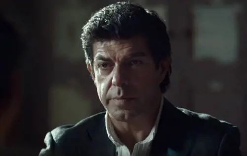 Pierfrancesco Favino: "Quando papà è morto ero sul set, continuai a girare"