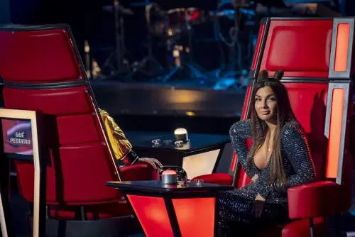 The Voice, Elettra Lamborghini: "Il mio seno scappa, è curioso..."