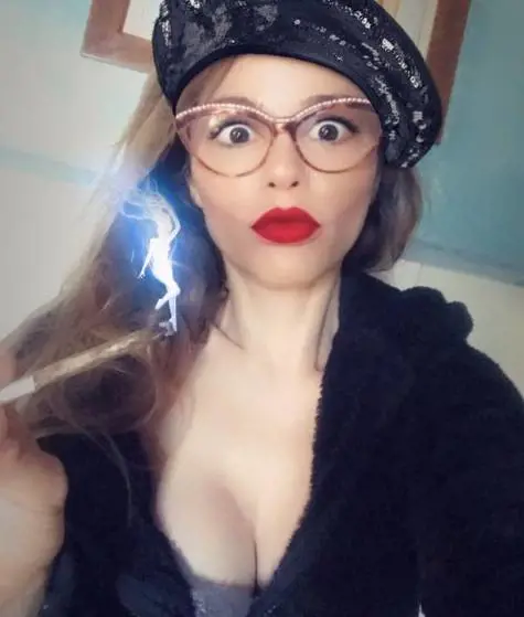 Naike Rivelli, la sua foto su Instagram scatena un putiferio