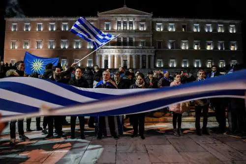 Tsipras crolla nei sondaggi, ora la Grecia si sposta a destra