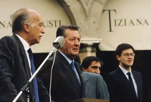 La biblioteca della Regione per Marzio Tremaglia