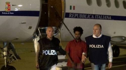 Migranti, processo al "generale". E i pm vengono minacciati di morte