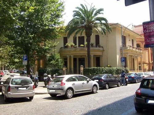 Movida selvaggia, genitori costretti a far dormire i figli a casa dei parenti