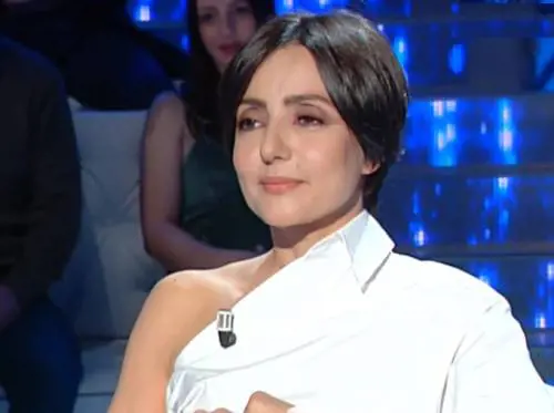 Ambra Angiolini dice addio ai social, chiuso l’account Instagram