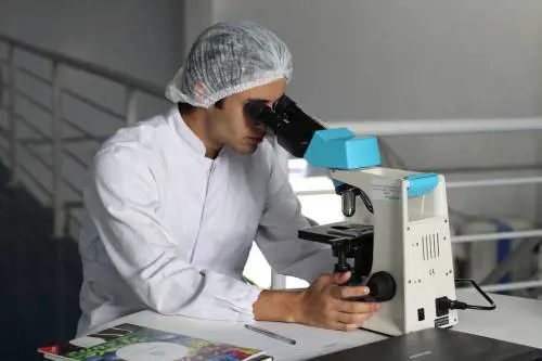 Creato occhio artificiale in 3D con cellule umane: può anche ammiccare