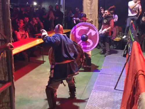 Ecco la rivincita del Medioevo: "Noi, felici di essere tardolatini"