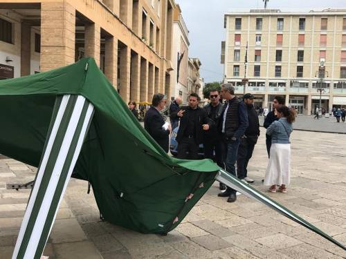 Lecce, aggredita militante 17enne della Lega 