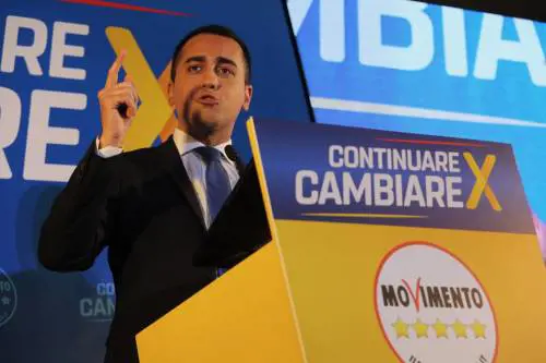 Di Maio sorride (almeno) a Napoli e in Campania