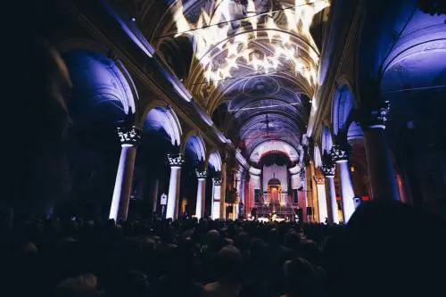 Monza Visionaria: musica,concerti e performance dal centro storico alla Villa Reale
