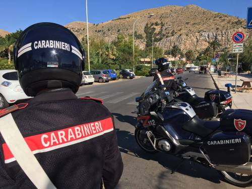 Lavorava in nero percependo il reddito di cittadinanza
