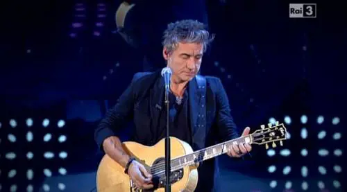 Ligabue si racconta: "Temevo di non poter più cantare"