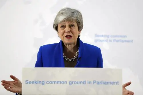 Brexit, ora la May apre a un nuovo referendum