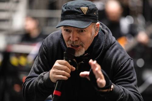 I fan di Vasco invadono Zocca e il sindaco chiede aiuto a prefettura