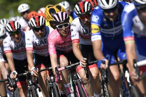 Giro d'Italia 11a tappa: Ewan vince in volata. Viviani annuncia il ritiro