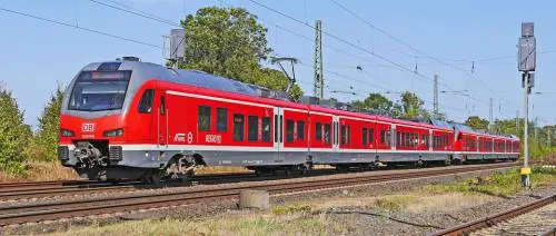Pretende prestazioni sessuali da chi non ha il biglietto del treno