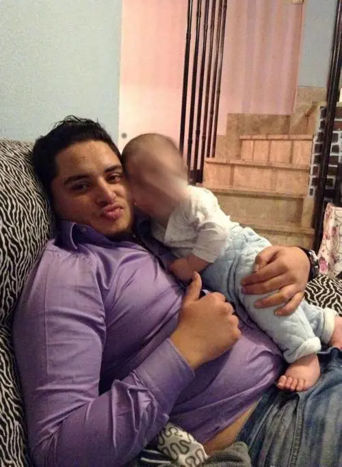 Padre drogato e violento uccide il figlio di 2 anni «Non riuscivo a dormire»