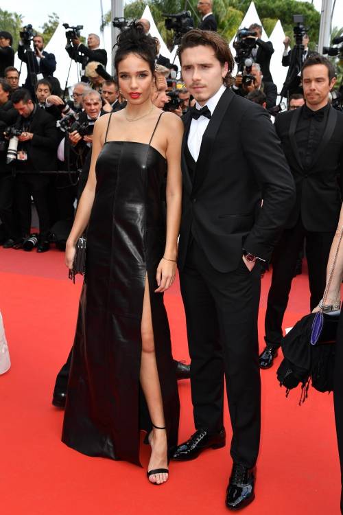 Brooklyn Beckham e Hana Cross debuttano sul red carpet di Cannes 