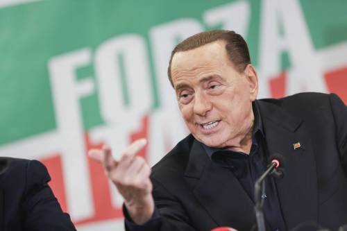 Berlusconi rilancia: "In campo per vincere". E Forza Italia cresce