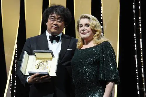 Festival di Cannes sospeso per l'emergenza Covid-19