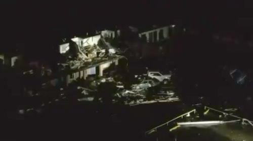 Tornado distrugge hotel in Oklahoma: ci sono diverse vittime