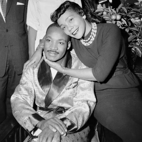 I segreti di Luther King: "Ossessionato dal sesso. Relazioni con 40 donne"