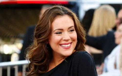 Alyssa Milano contro il ritorno di "Streghe": "Irrispettoso"