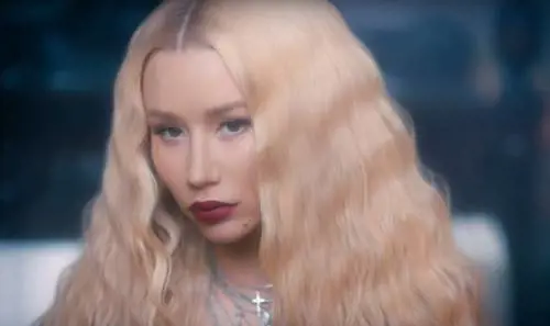 Iggy Azalea e le foto private online: “Mi sento distrutta e violata”