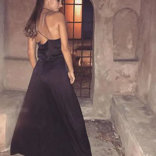Lady de Vrij incanta sui social: gli scatti di Doina Turcanu