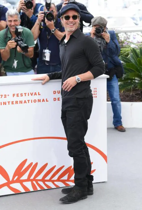 Brad Pitt associato ad una manifestazione etero. E lui s'infuria