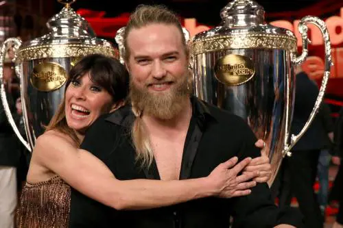 Lasse Matberg, duemila km in auto dalla Norvegia per il compleanno di Sara Di Vaira