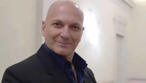 Il pornoattore Franco Trentalance: "Elodie e Ludovica Pagani sotto le lenzuola…"