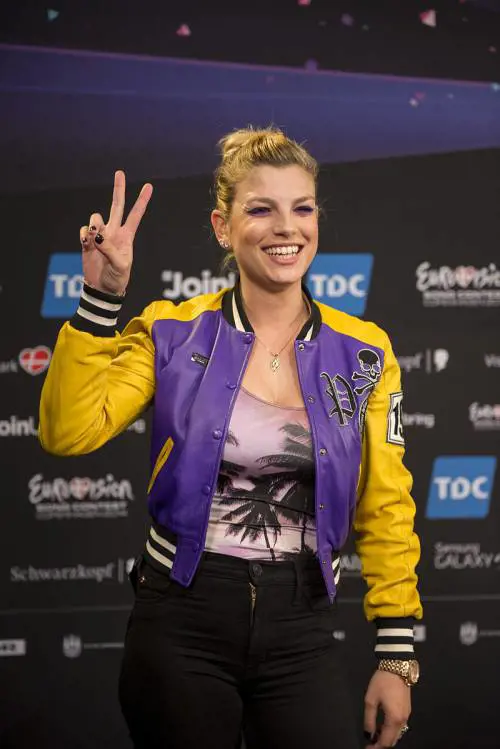 "8 marzo tutti i giorni": Emma criticata ancora per la difesa di Carola Rackete