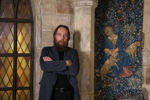"L'unica vera difesa contro la globalizzazione è l'Eurasiatismo"