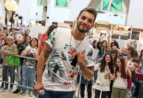 Marco Carta contro gli hater: "Grazie alla vostra cattiveria ho scoperto quanto sono forte"