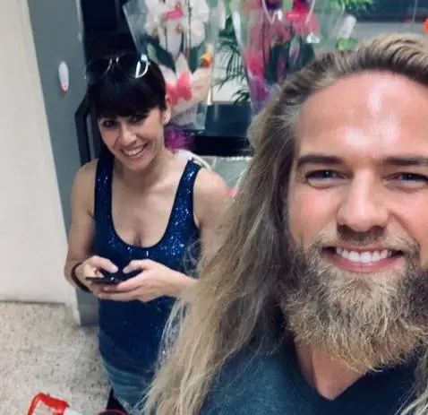 Lasse Matberg dimesso dalla clinica va a cena con Sara Di Vaira