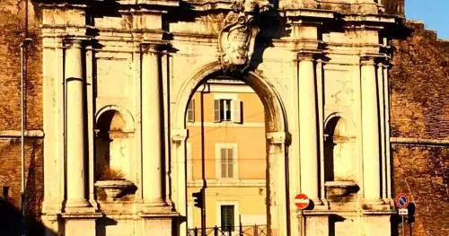 Porta Portese, rissa a sprangate e pugni durante il mercato