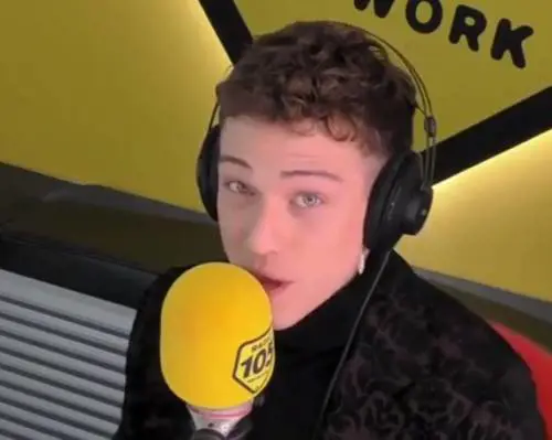 Irama confessa: "Presto mi trasferirò a Miami"