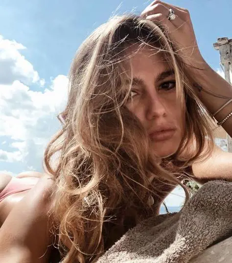 Cristina Marino sexy infiamma il web