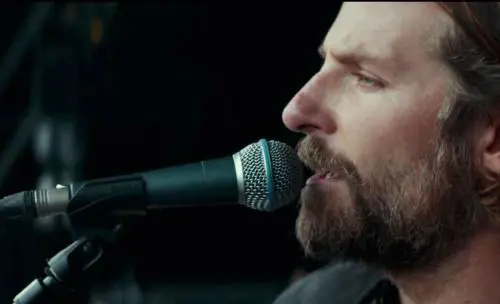 La vita di Bradley Cooper dopo la rottura con Irina: "Ottimista e rilassato" 