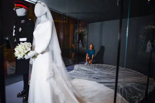 In mostra l'abito da sposa di Meghan Markle 