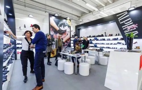 Scarpe e borse, le nuove collezioni a Expo Riva Schuh e Gardabags