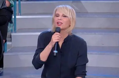 Maria De Filippi su Temptation Island: "Non ci aspettavamo che dopo 4 ore una coppia scoppiasse"
