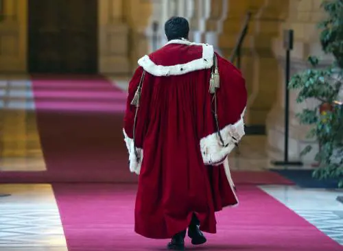 La vendetta delle toghe colpisce i partiti che parlano di separazione delle carriere