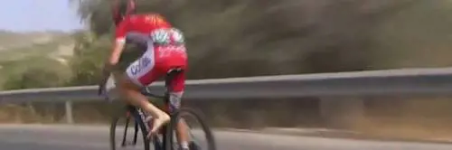 Bari, tre ciclisti travolti da auto: uno è grave