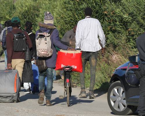 Immigrati con la pensione sociale: incassano e tornano al loro Paese